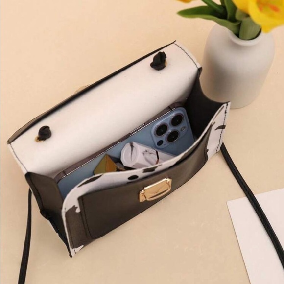 ⚠️Clearance Cow Print Crossbody Bag - Picture 3 of 6